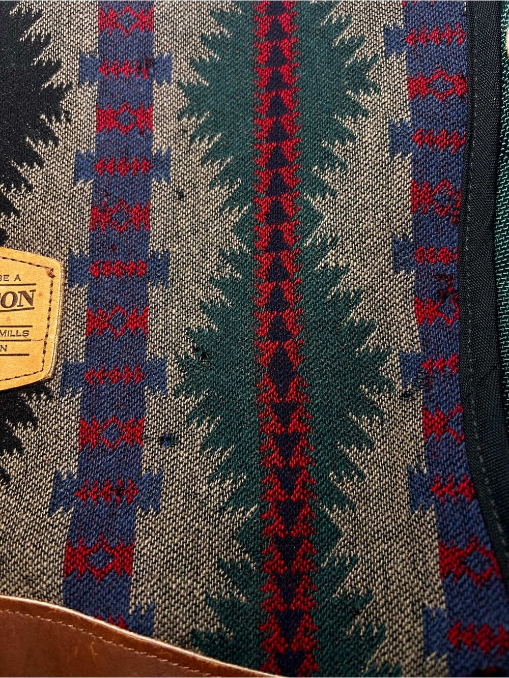 Vintage Pendleton Multicolor Navajo-Style Messenger Bag with Leather Accent - Picture 4 of 14